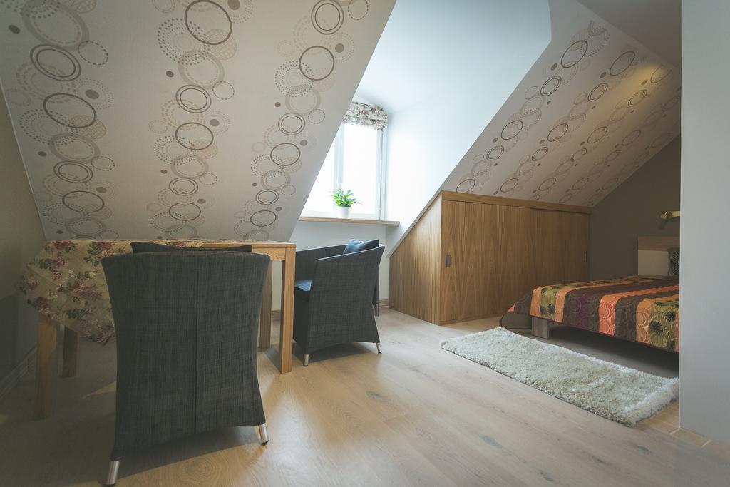 Arina Guest Apartment Kuressaare Quarto foto